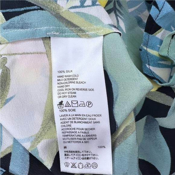 NWOT TOMMY BAHAMA 100% Silk Juliette Garden Tank Blouse Size Small - Picture 8 of 8